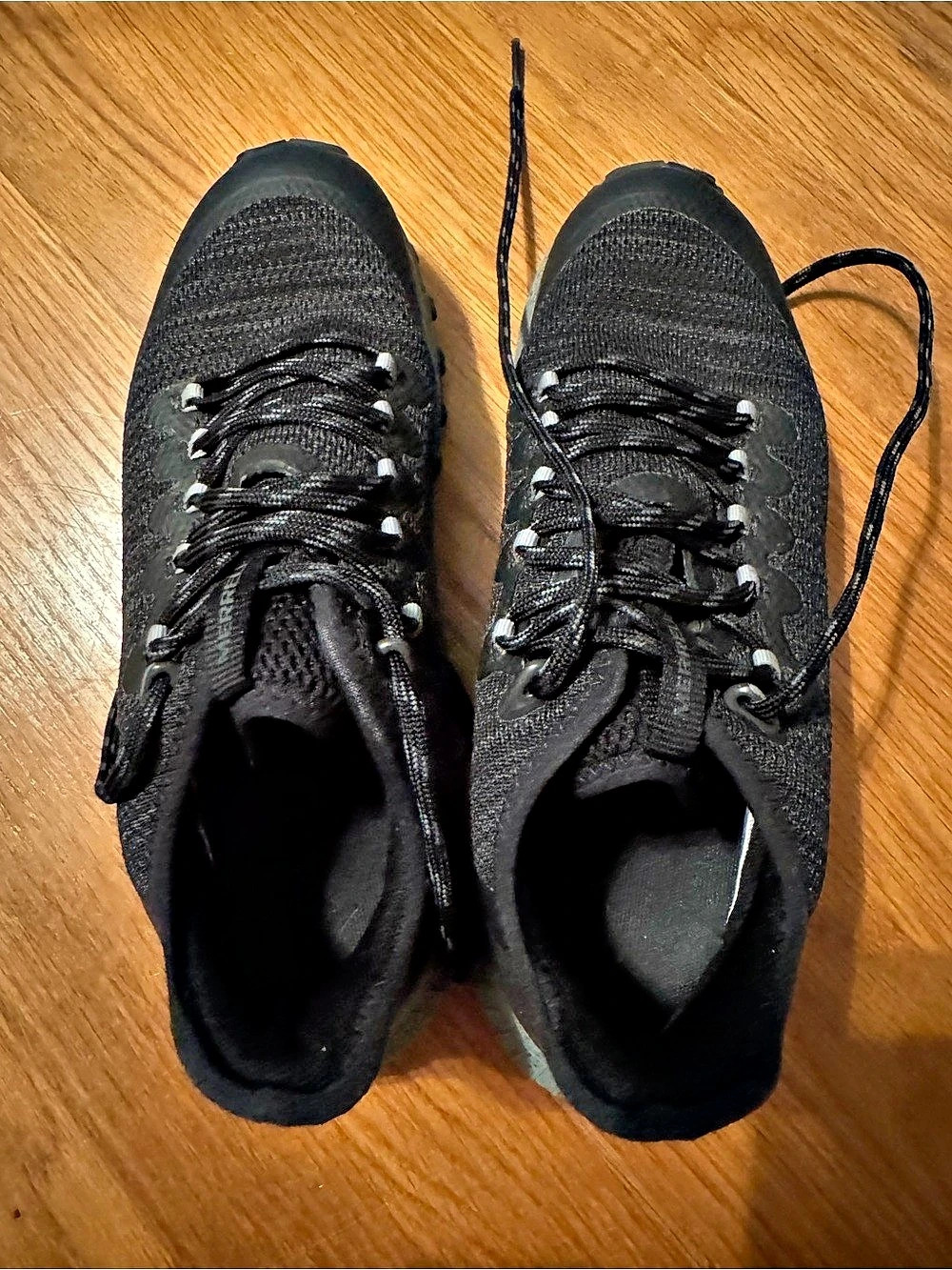 Merrell MOAB Speed Black & Gray US 8.5 Athletic Shoes
